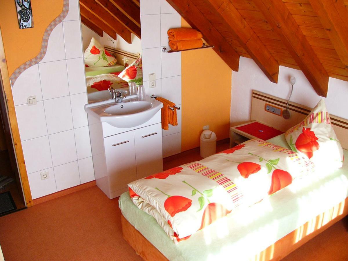 Gaestezimmer Schanz-Hilbel Burladingen Exterior photo
